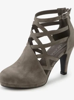 Bottines d'été avec petites découpes tendance