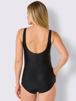 Maillot de bain bon. b, c, d