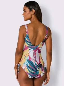 Maillot de bain bon. b, c, d, e