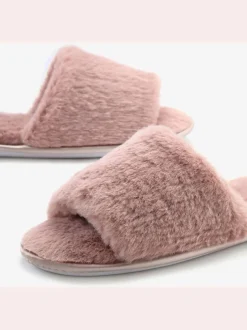 Mules très chaud et chaleureux