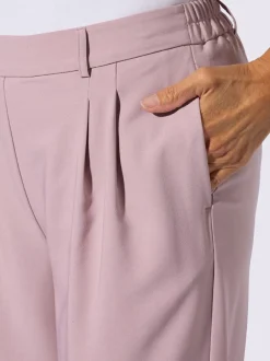 Pantalon à pinces à porter ensemble ou séparément pour un style parfait