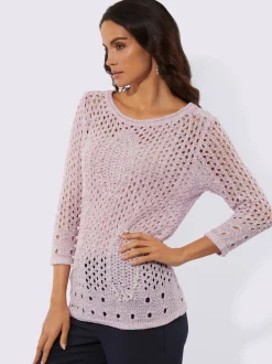 Pull ajouré qualité estivale