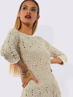 Pull ajouré superbe motif ajouré