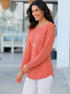 Pull encolure ronde coton tricot ajouré et 3 boutons décoratifs latéraux