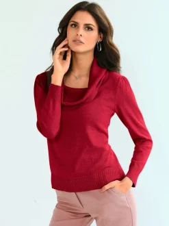 Pull en maille uni à col dégagé et manches longues