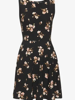 Robe de plage robe patineuse tendance