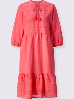 Robe légère col rond et manches trois quarts