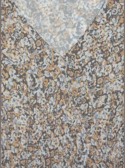 Robe longue encolure en v dégagée