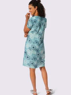 Robe tissée coupe affinante