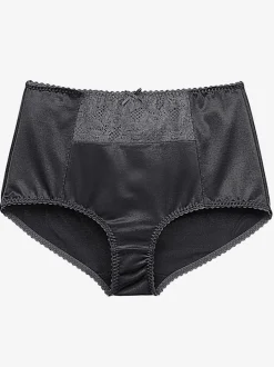 Slip gainant éléments en dentelle légèrement transparente