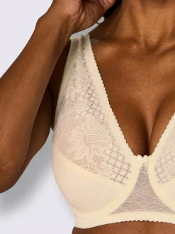 Soutien-gorge à armatures bon. b, c, d, e