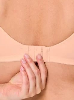 Soutien-gorge large sans armatures bon. b, c, d, e