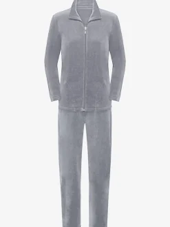 Tenue détente chandail en velours ras