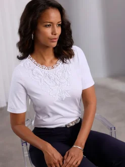 T shirt à col en dentelle et manches courtes