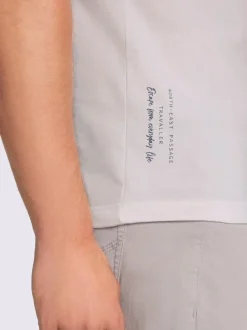T-shirt à manches courtes le compagnon moderne au quotidien