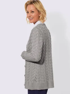 Veste en tricot superbe motif ajouré